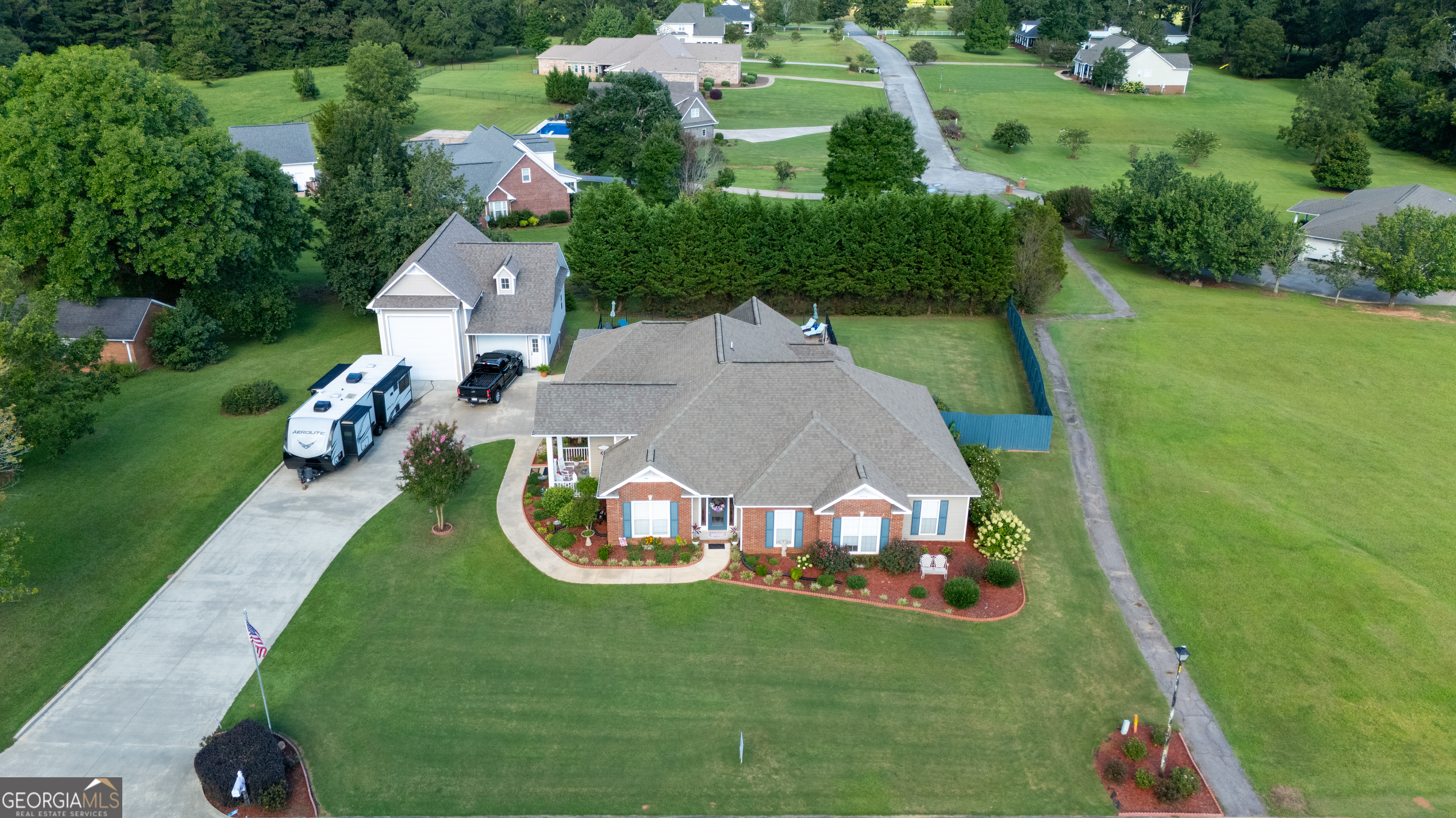 1429 Fairway DR