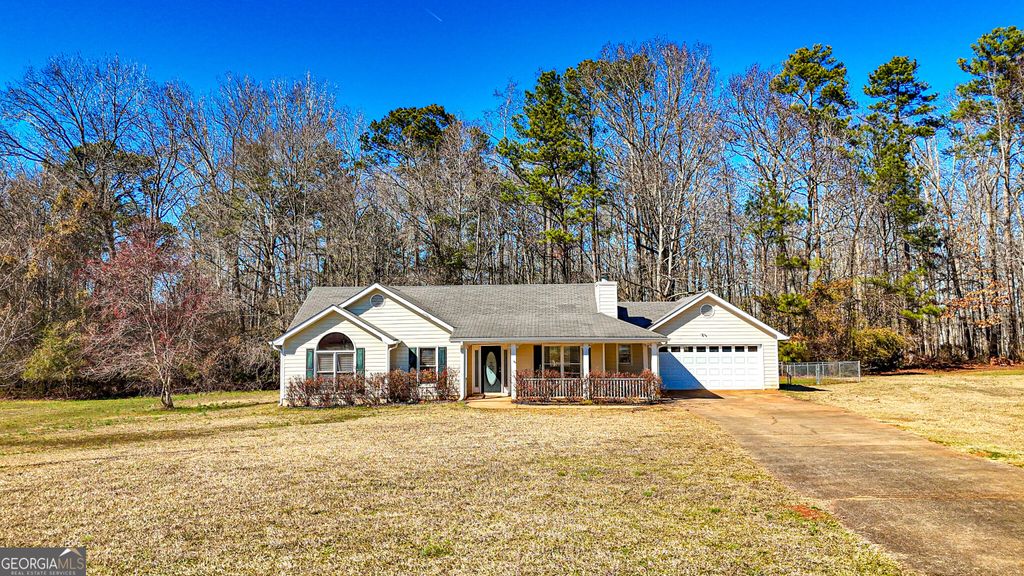 Photo of 80 Graystone Drive, Covington, GA 30014 (MLS # 10693462)
