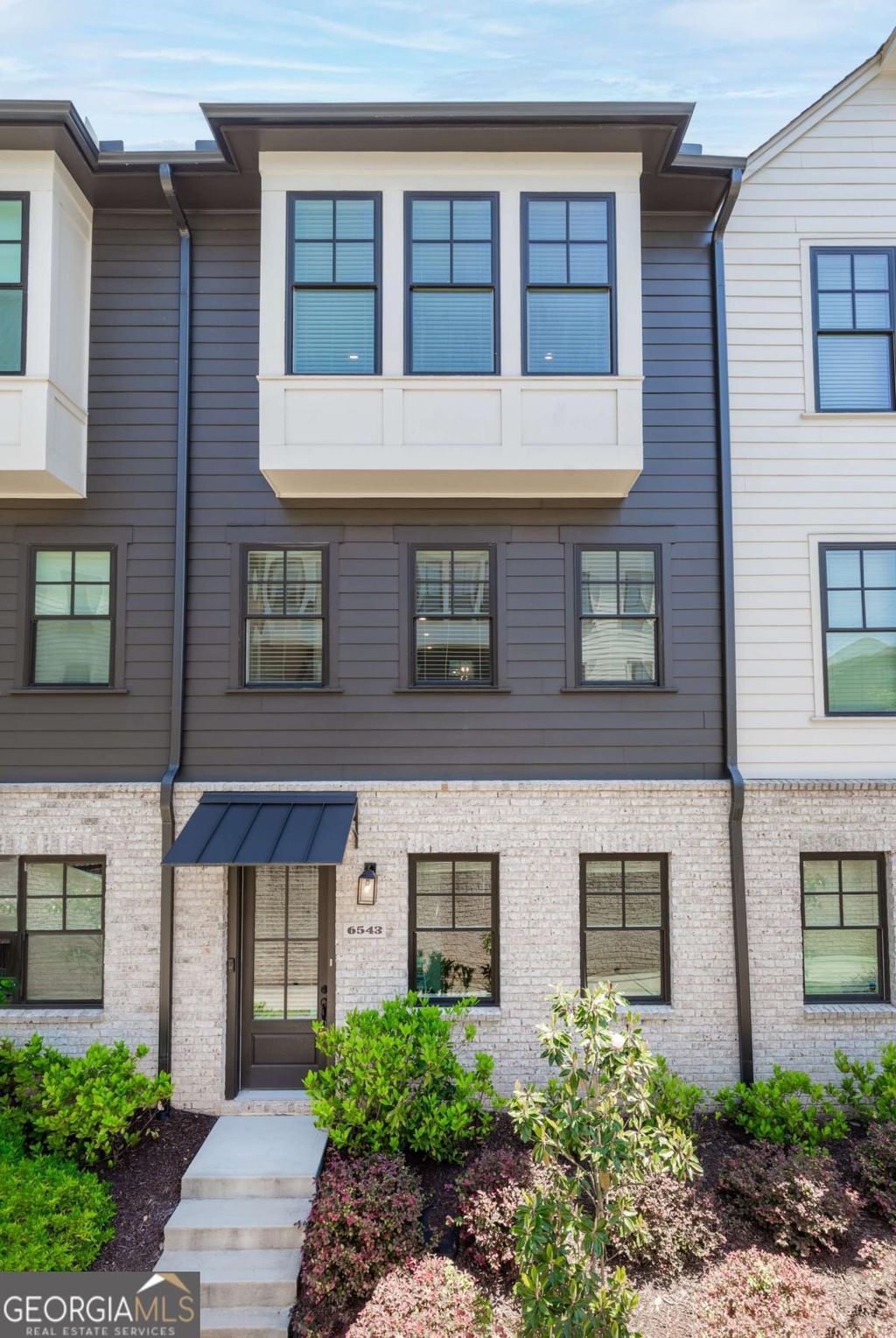 Photo of 6543 Beacon Drive, Atlanta, GA 30328 (MLS # 10765866)