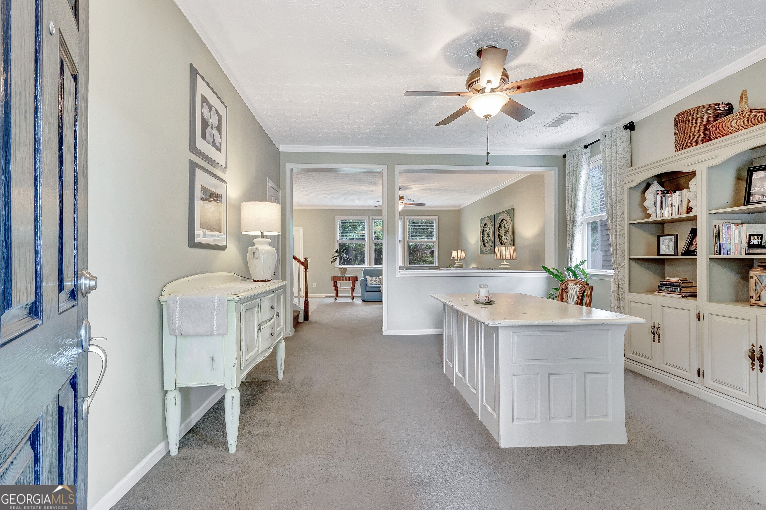 102 Maple Hill DR