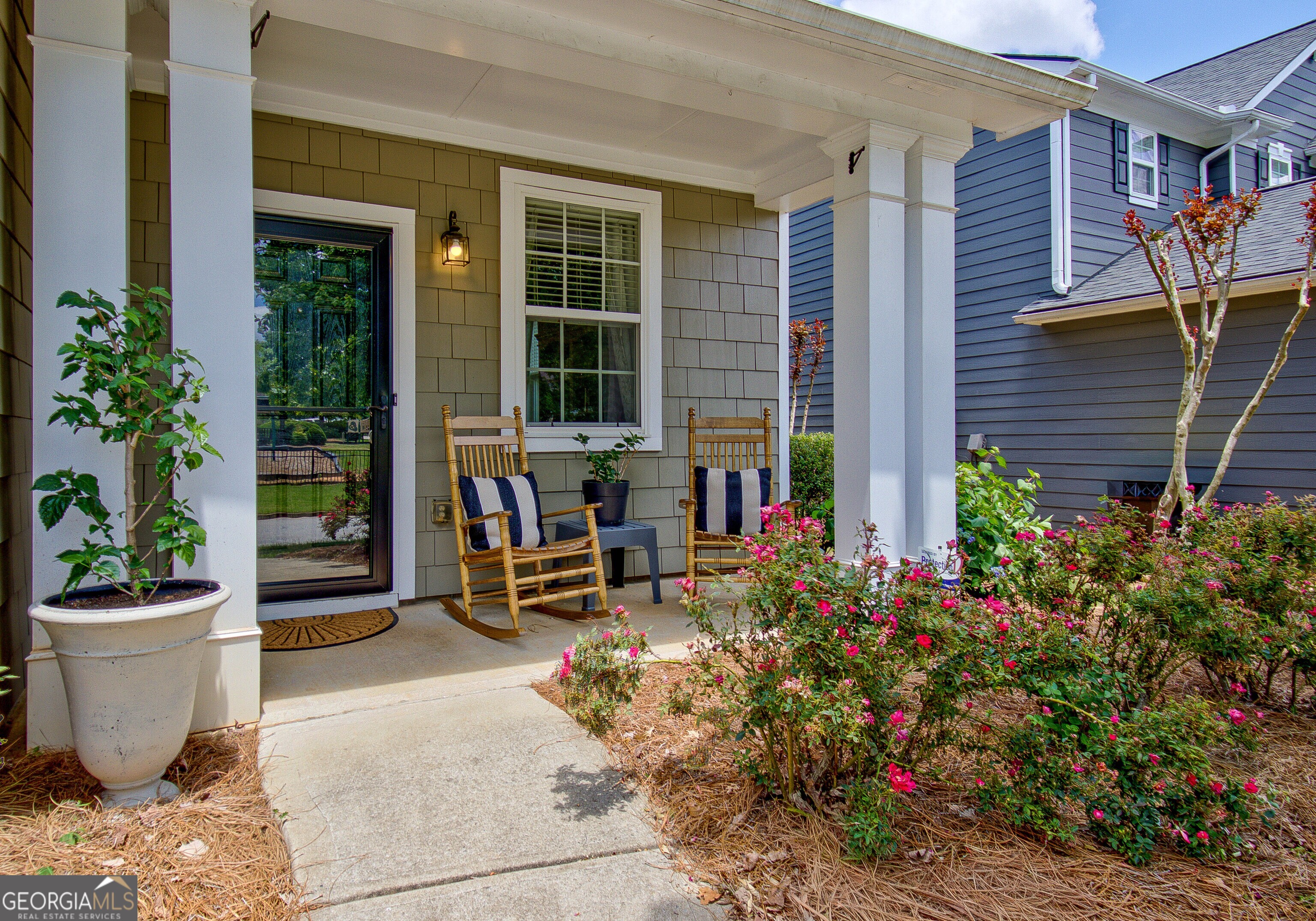 102 Maple Hill DR
