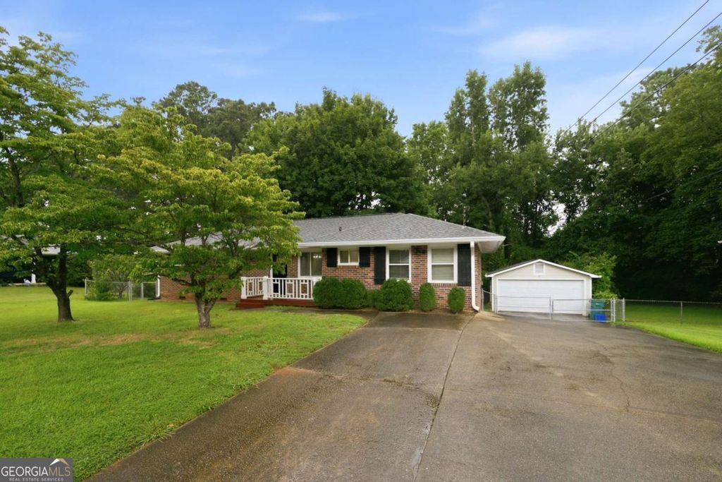Photo of 1171 Starline Drive SE, Smyrna, GA 30080 (MLS # 10812871)