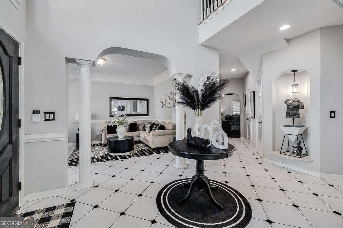 100 Cypress DR