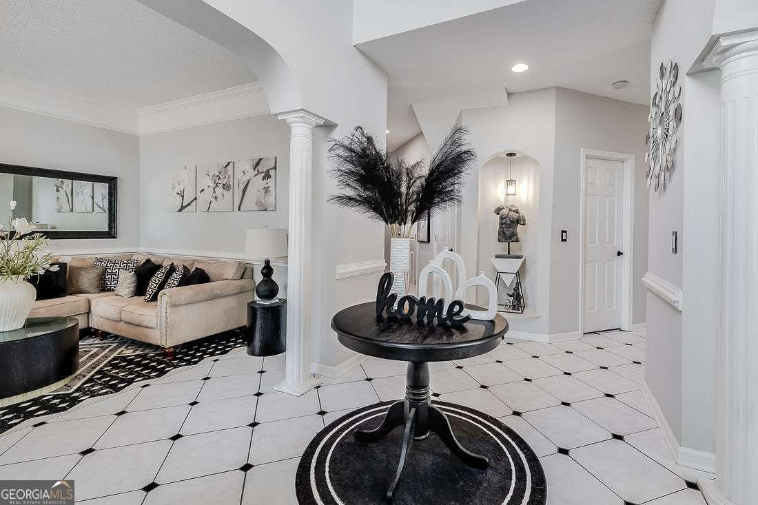 100 Cypress DR
