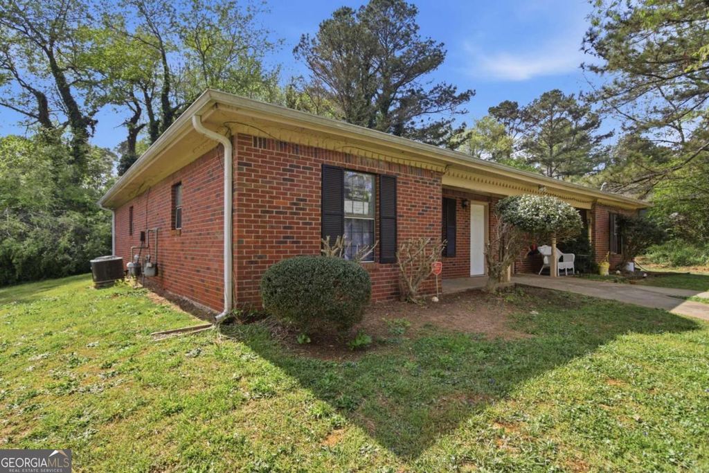 Photo of 318 Freeport Unit 318 &amp; 320, Lawrenceville, GA 30046 (MLS # 10728648)
