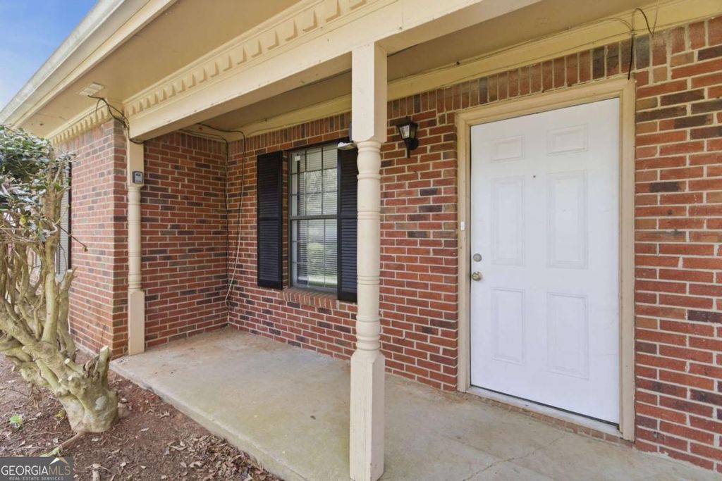 Photo of 318 Freeport Unit 318 &amp; 320, Lawrenceville, GA 30046 (MLS # 10728648)