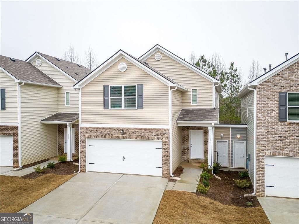 Photo of 978 Valley Rock Drive, Lithonia, GA 30058 (MLS # 10640693)