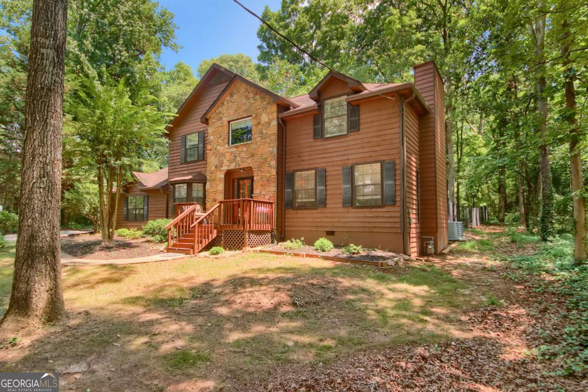 764 Post Road WAY