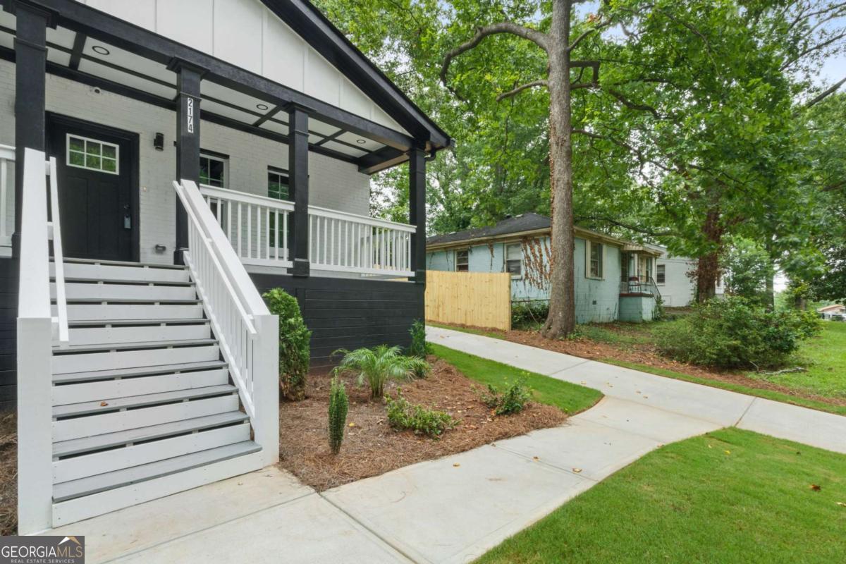 2174 Clanton TER