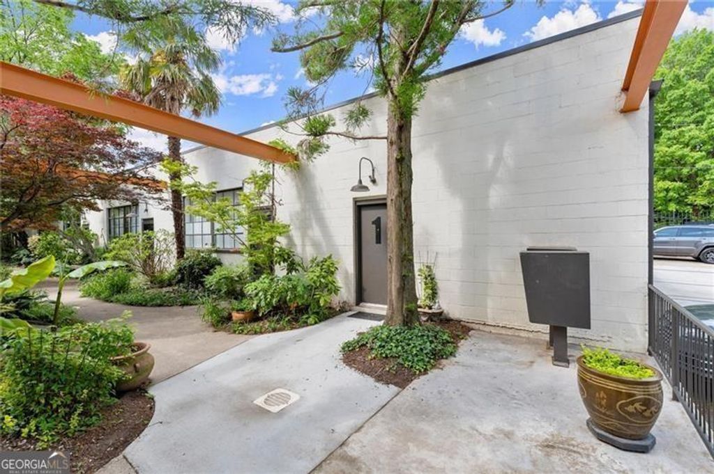 Photo of 830 Dekalb Avenue #1, Atlanta, GA 30307 (MLS # 10685156)