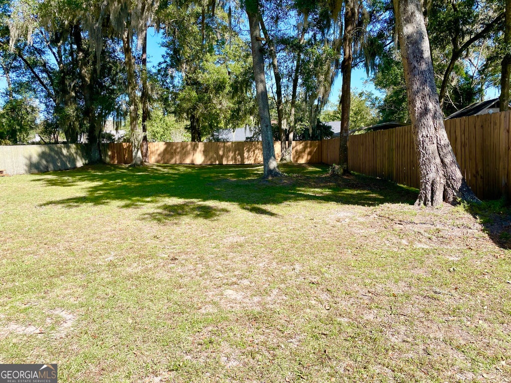 Photo of 111 Plantation Ct, Saint Marys, GA 31558 (MLS # 10876812)