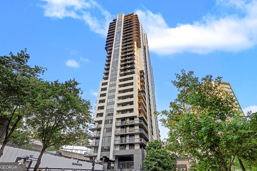 Photo of 3481 Lakeside Drive NE #2107, Atlanta, GA 30326 (MLS # 10875576)