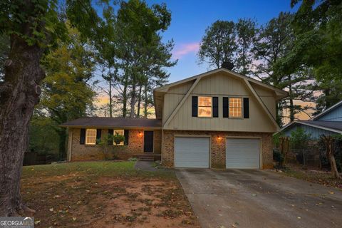 Photo of 4641 Wendover Drive, Stone Mountain, GA 30083 (MLS # 10623198)
