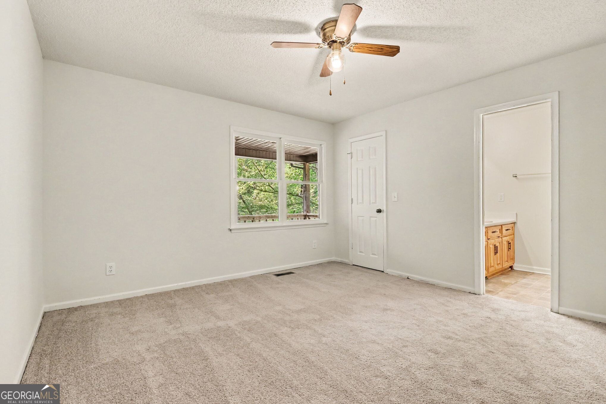 241 Moss Cove RD