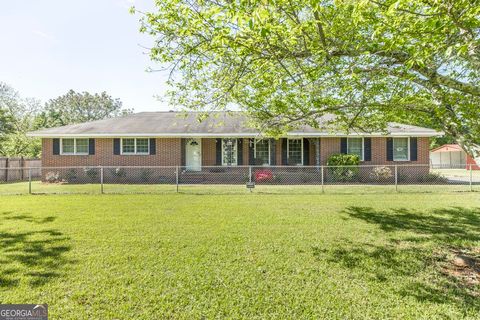 504 Dunbar RD Warner Robins GA 31093