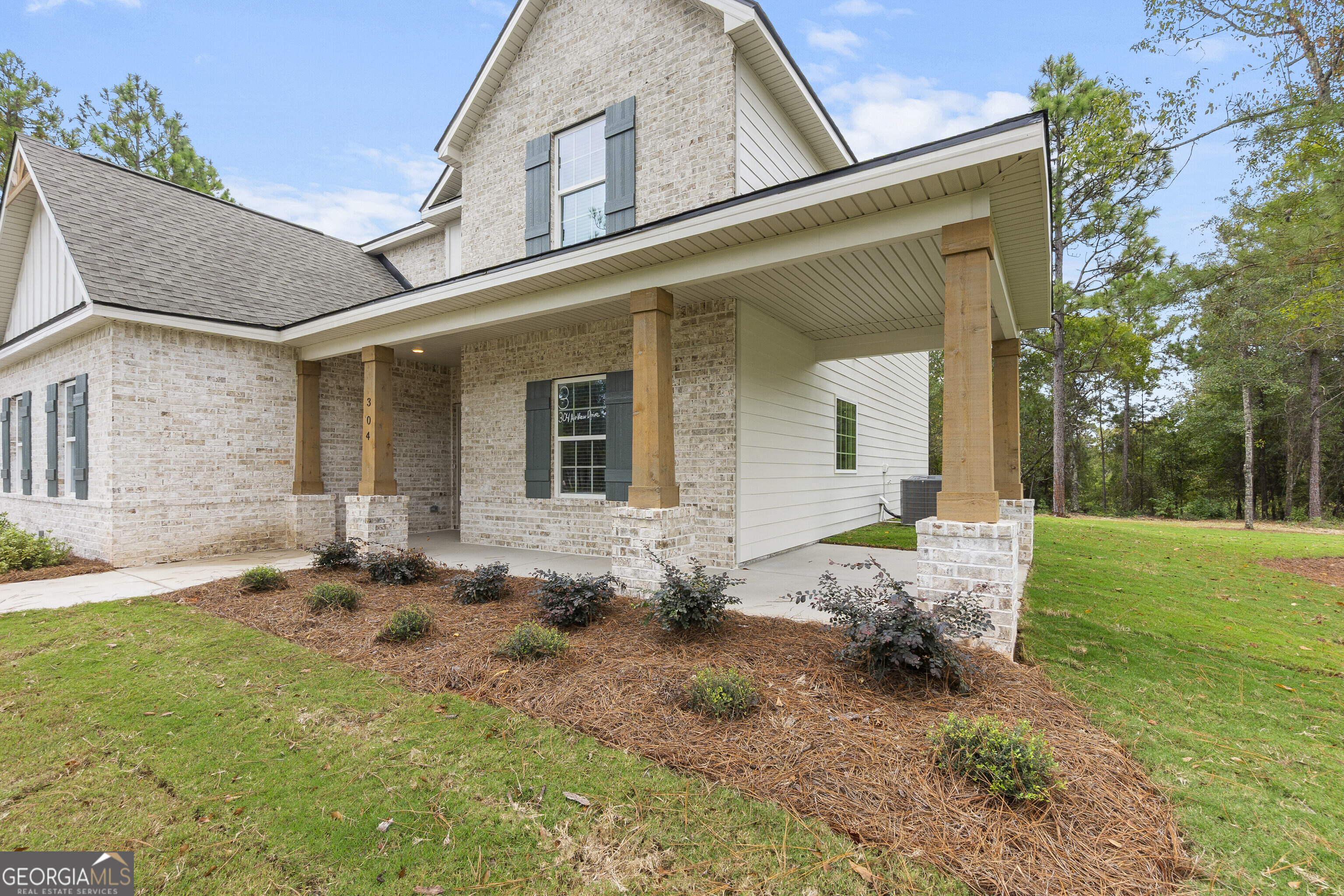 304 Air View DR