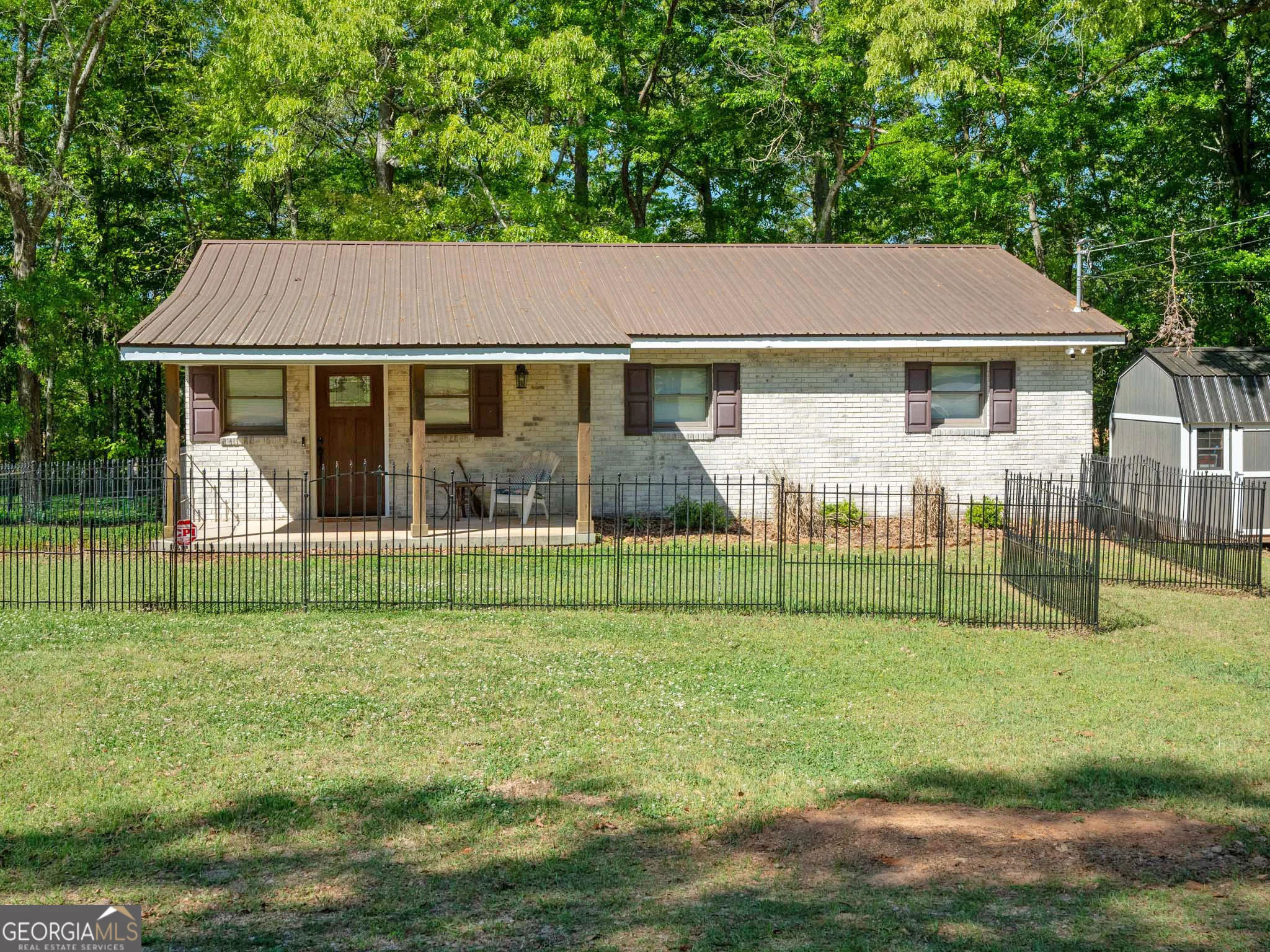 202 Forest Circle