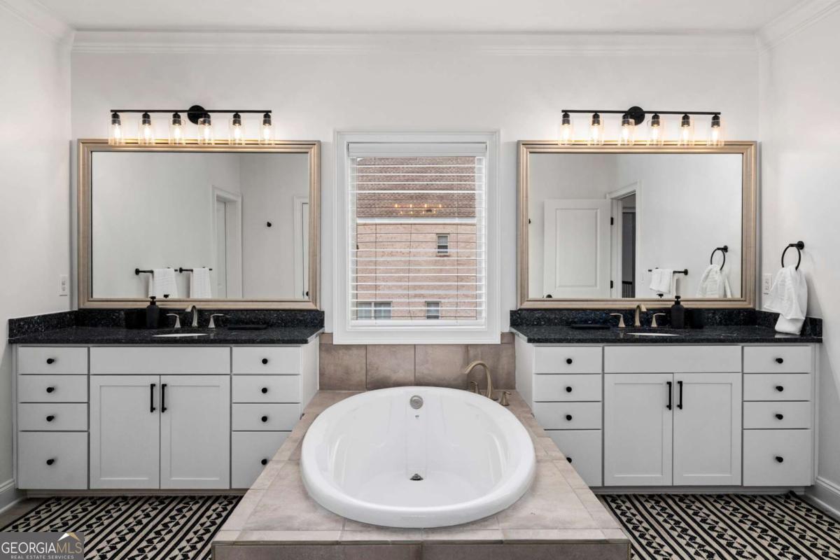 Manorview - Residential