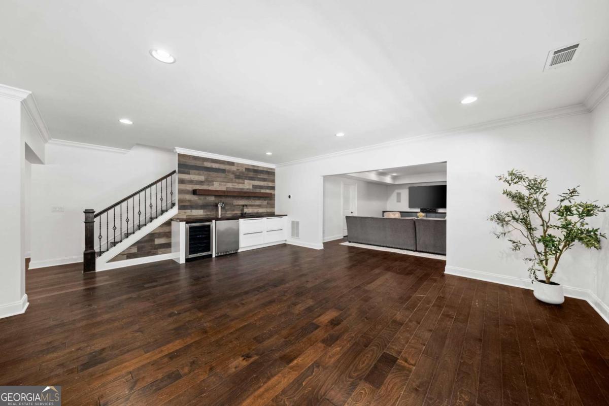 Manorview - Residential