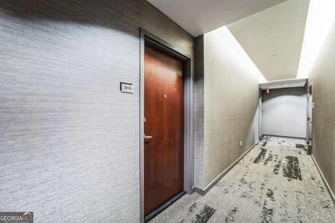 Photo of 400 W Peachtree Street NW #2810, Atlanta, GA 30308 (MLS # 10670459)