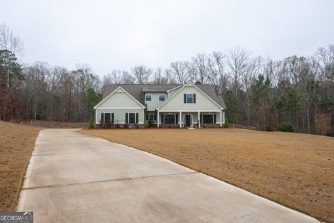 Photo of 298 Walden Pond Trail, Senoia, GA 30276 (MLS # 10652938)