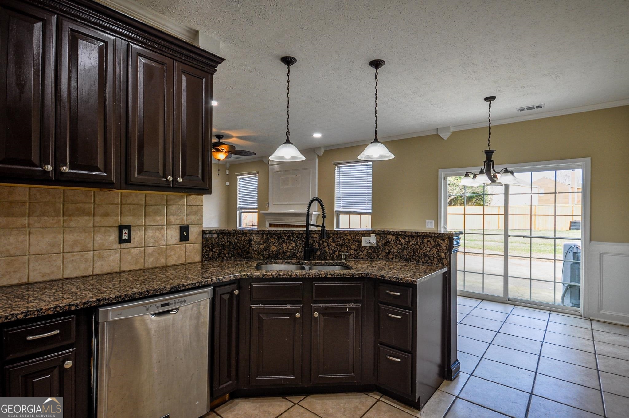 Halstead Lake - Residential
