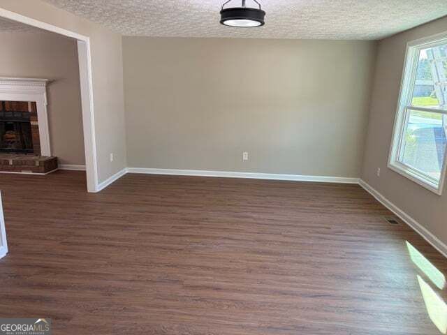 1455 Parkmont DR