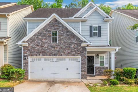 Single Family Residence in Morrow GA 1263 Candler Court.jpg