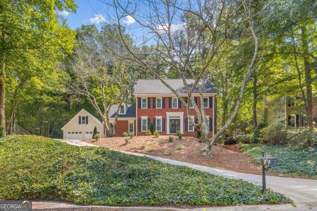 Photo of 3442 Johnson Ferry Road NE, Roswell, GA 30075 (MLS # 10850834)
