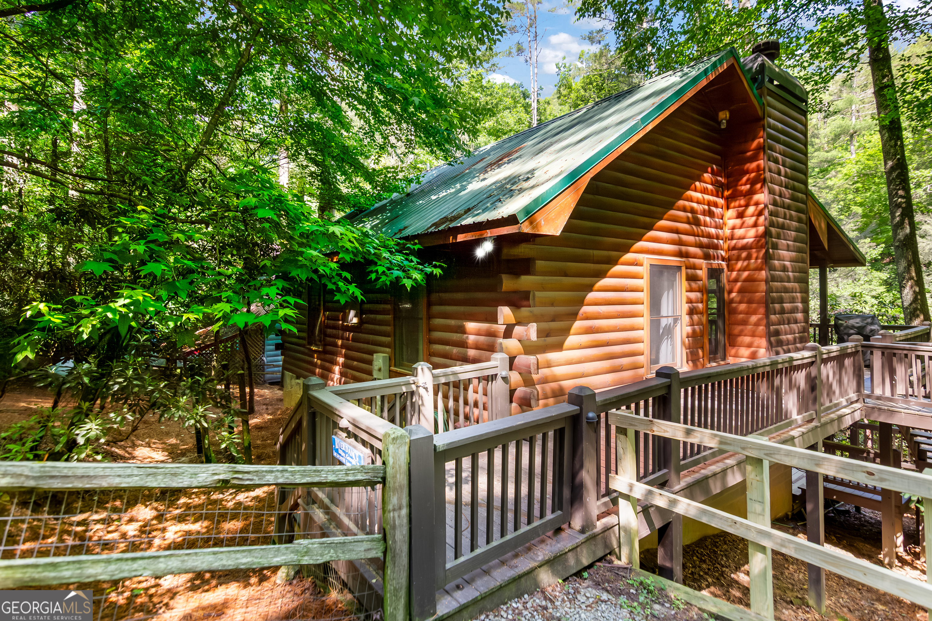 95 Riverbend CT