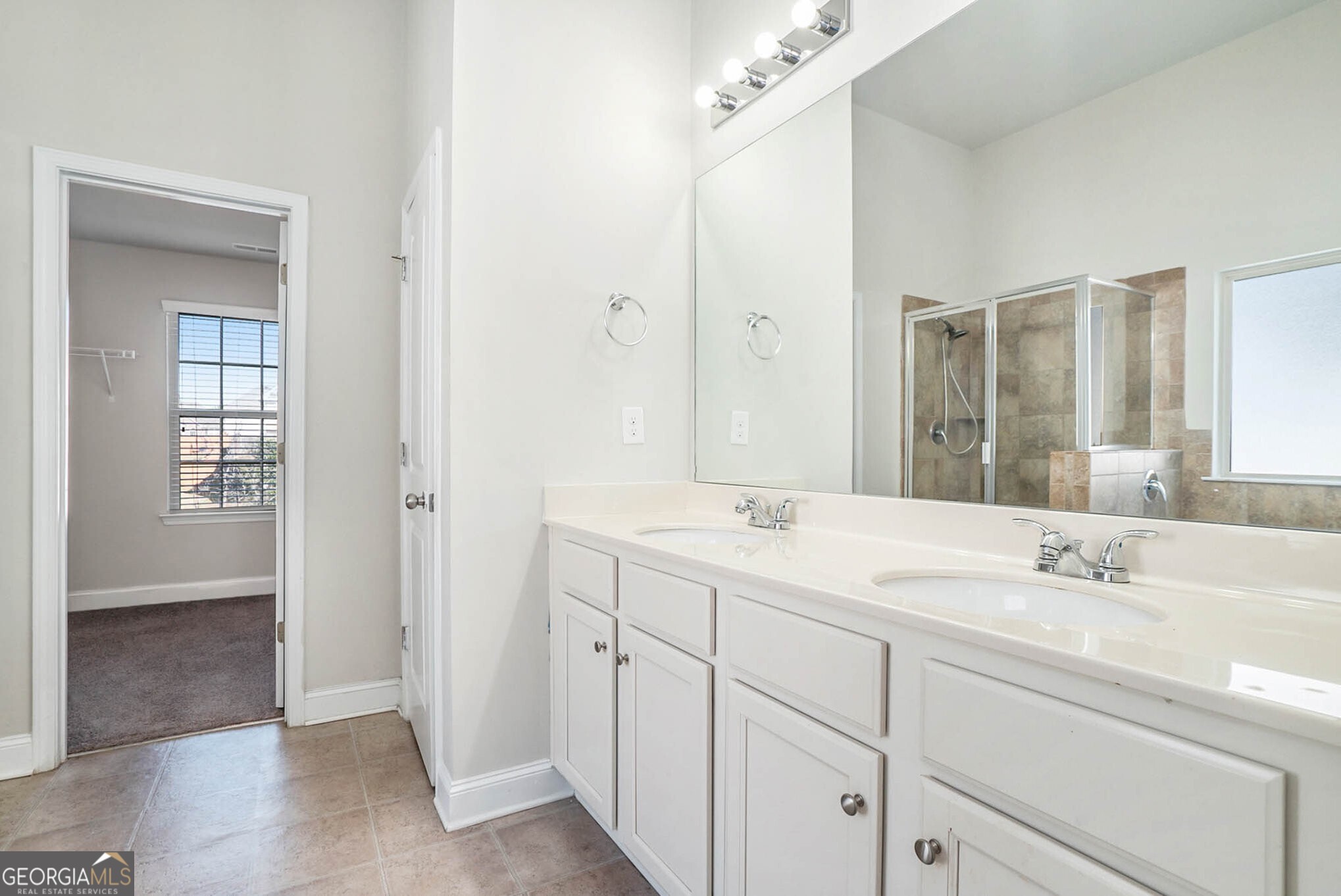 3891 Village Crossing LN