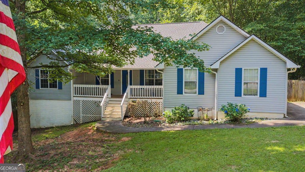 Photo of 87 Tremont Street, Sharpsburg, GA 30277 (MLS # 10878489)