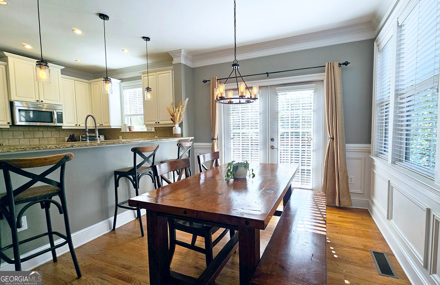 Atlanta, Georgia 30319, United States, 2 Bedrooms Bedrooms, ,3 BathroomsBathrooms,Residential,Active,88099