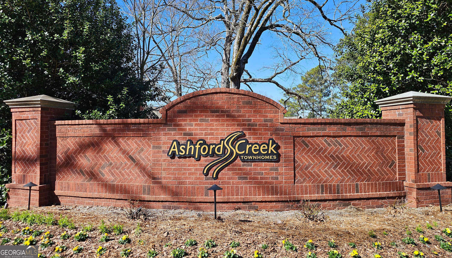 Atlanta, Georgia 30319, United States, 2 Bedrooms Bedrooms, ,3 BathroomsBathrooms,Residential,Active,88099