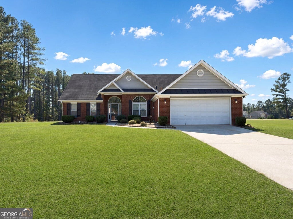 Photo of 120 Post Oak Drive, Jackson, GA 30233 (MLS # 10876197)