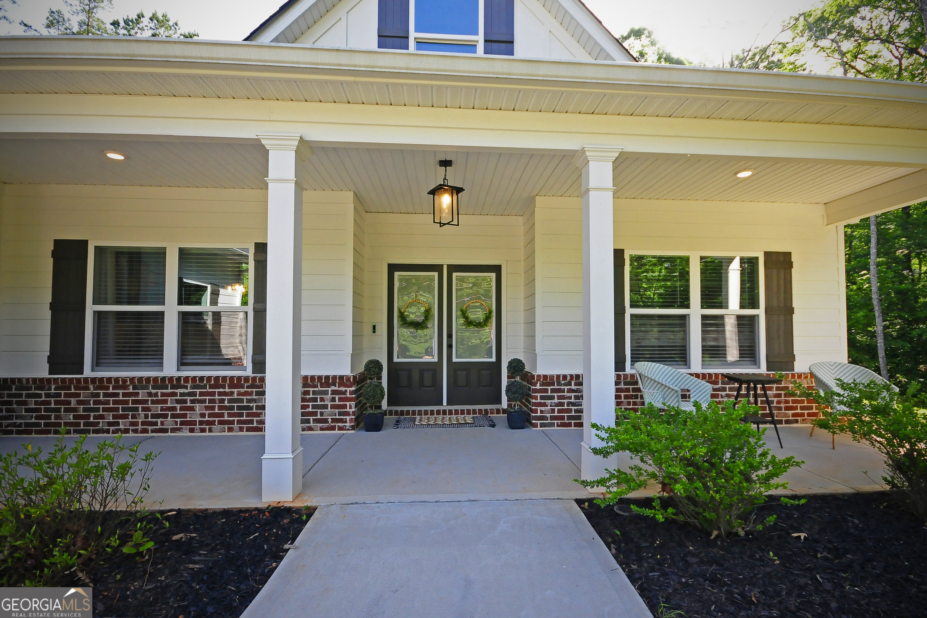 8145 Lakeview PKWY