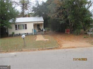 Photo of 707 Burke Avenue, Albany, GA 31701 (MLS # 10833591)