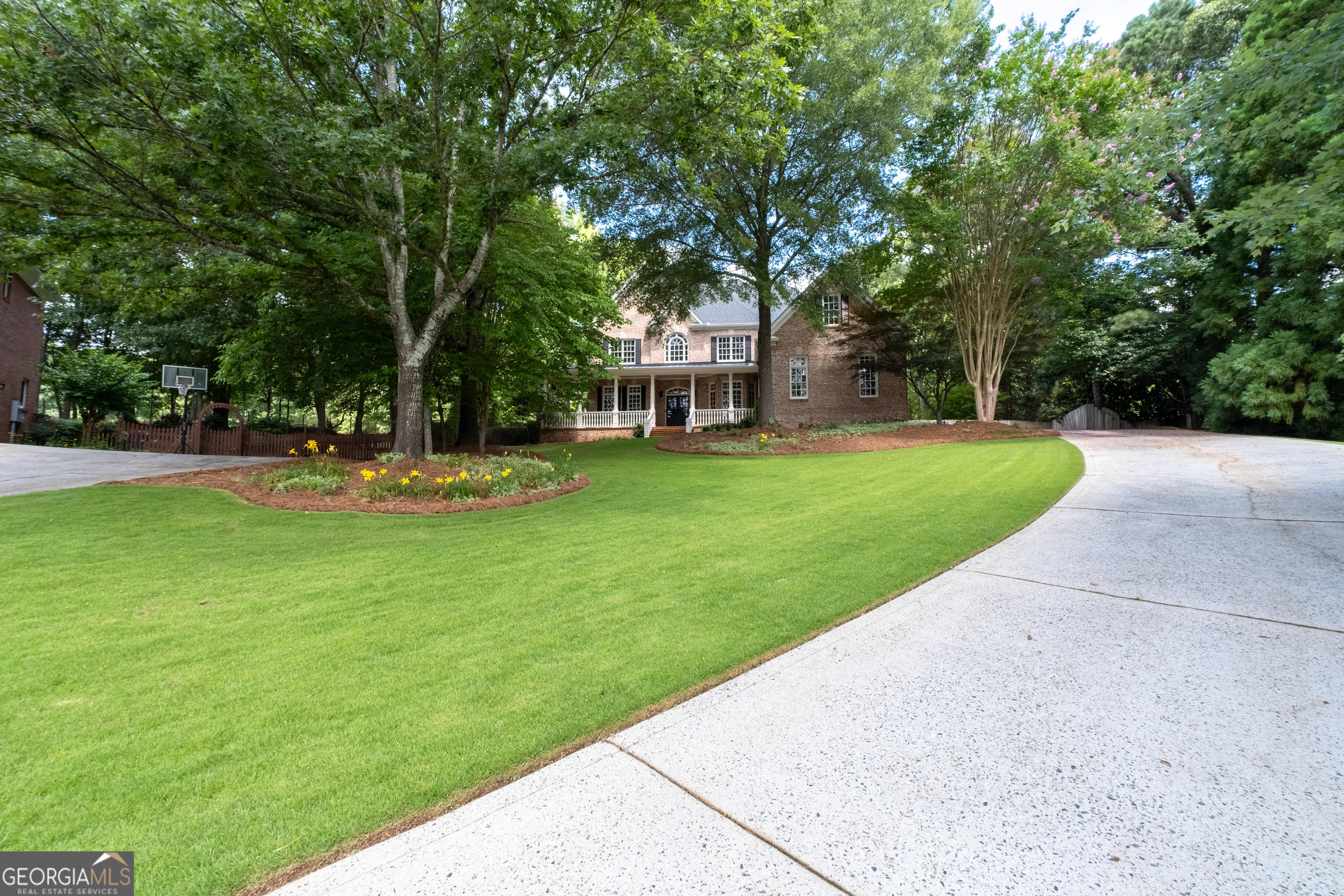1650 Harvest LN