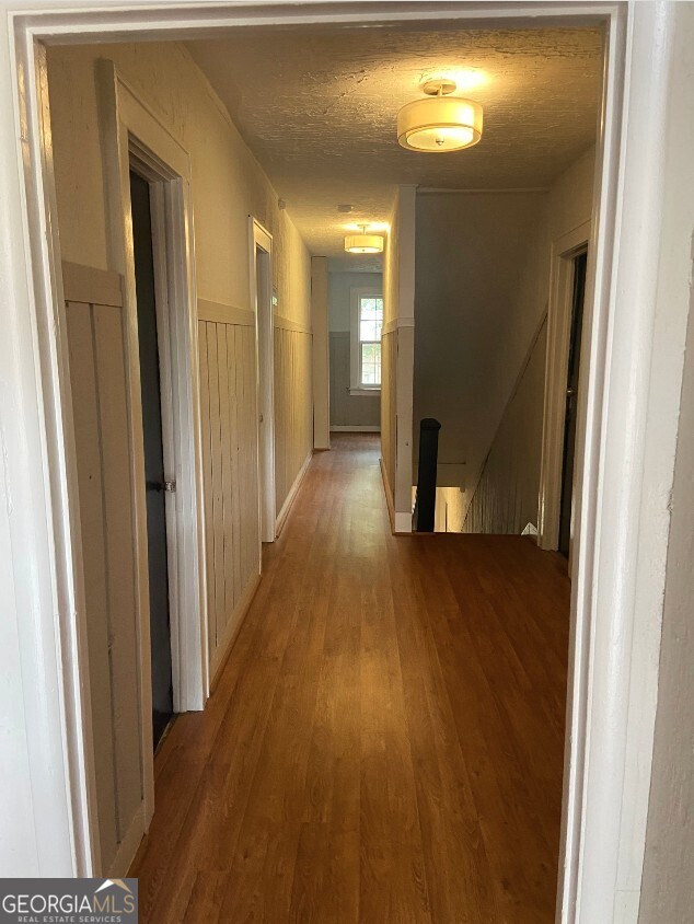 996 Greenwood AVE NE