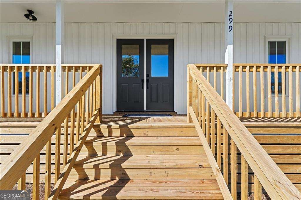 299 Gaines RD NE
