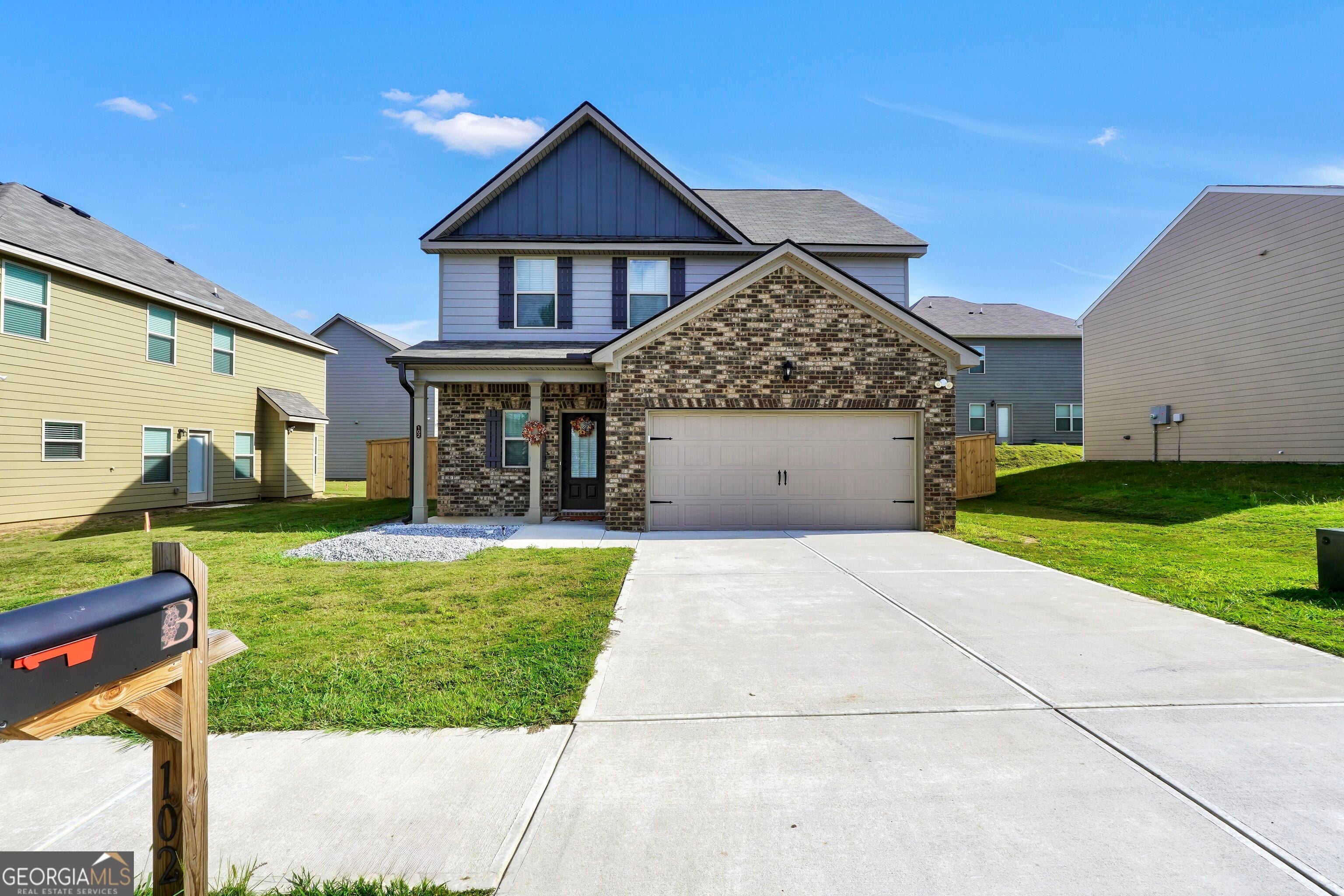 102 Douglas Fir DR