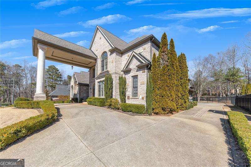 426 Lanesborough DR