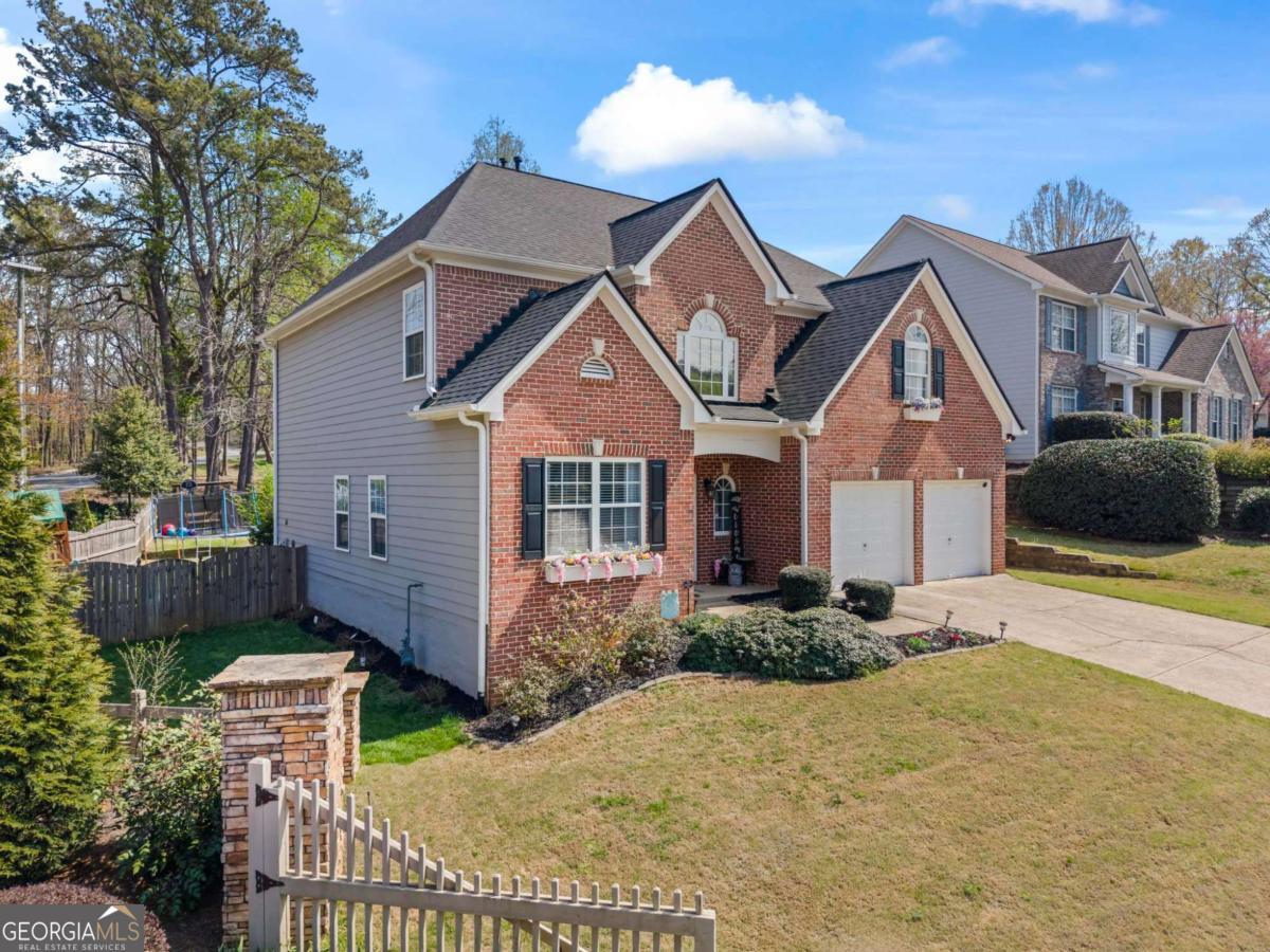 1156 NW Frog Leap TRL NW