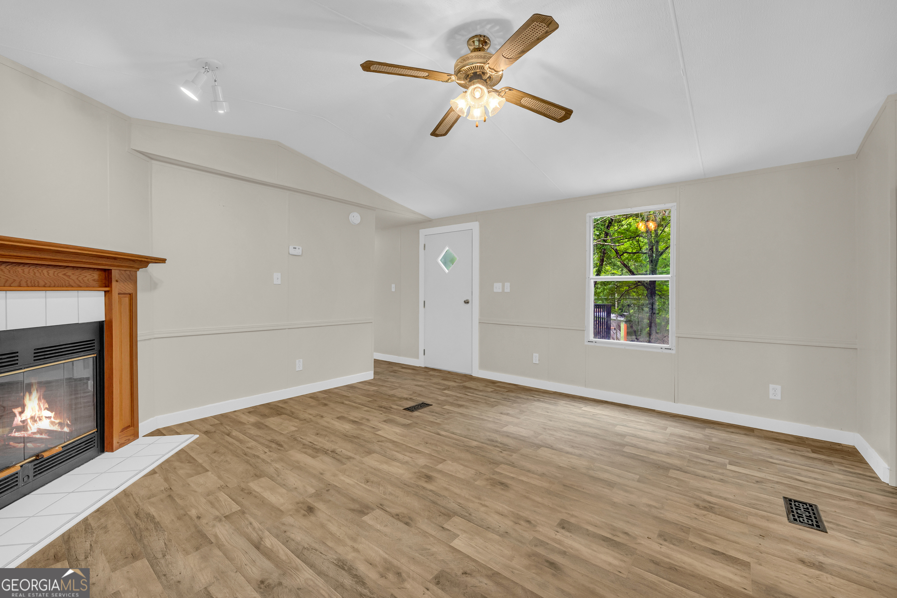 Lavonia, Georgia 30553, United States, 3 Bedrooms Bedrooms, ,2 BathroomsBathrooms,Residential,Active,152666