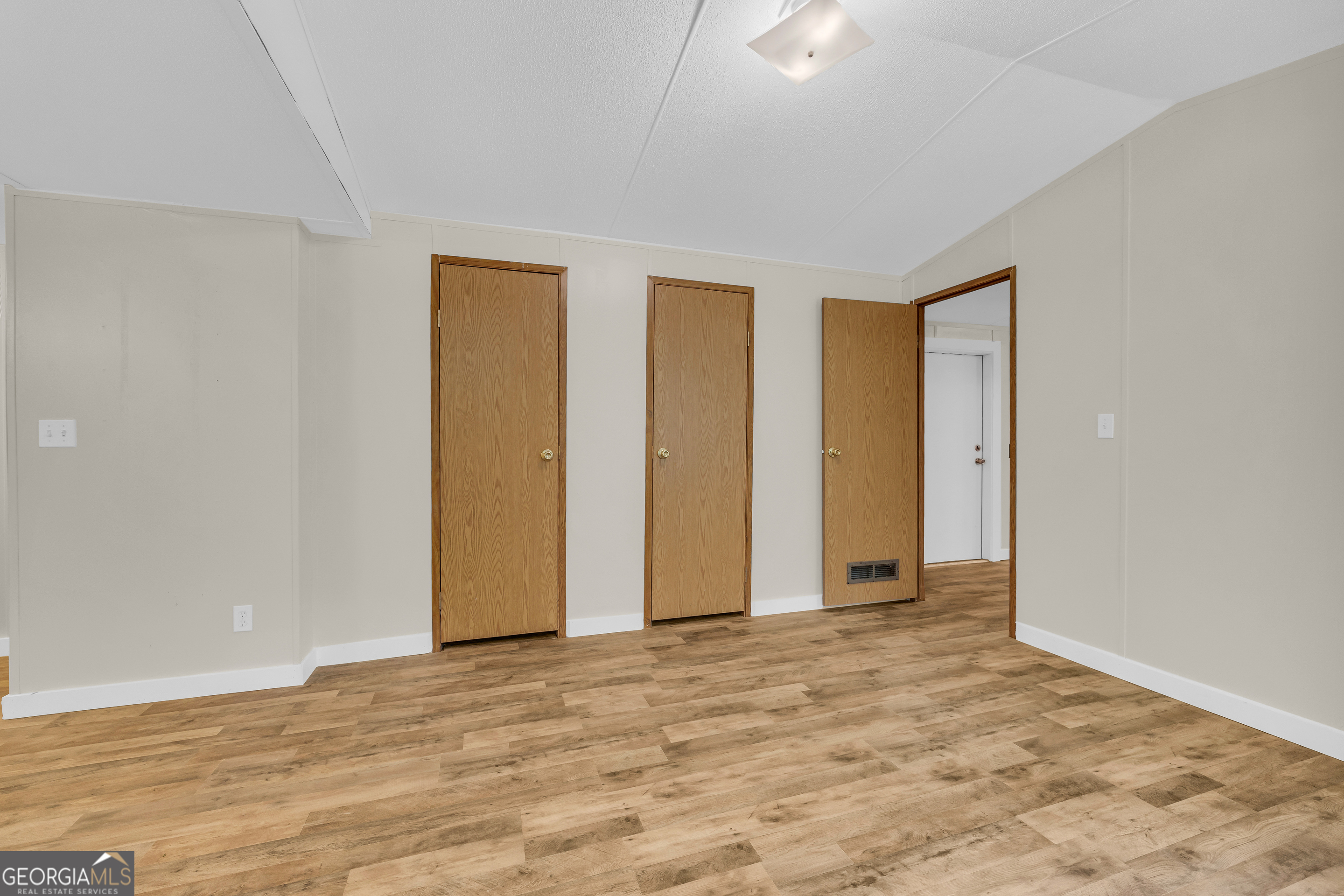 Lavonia, Georgia 30553, United States, 3 Bedrooms Bedrooms, ,2 BathroomsBathrooms,Residential,Active,152666