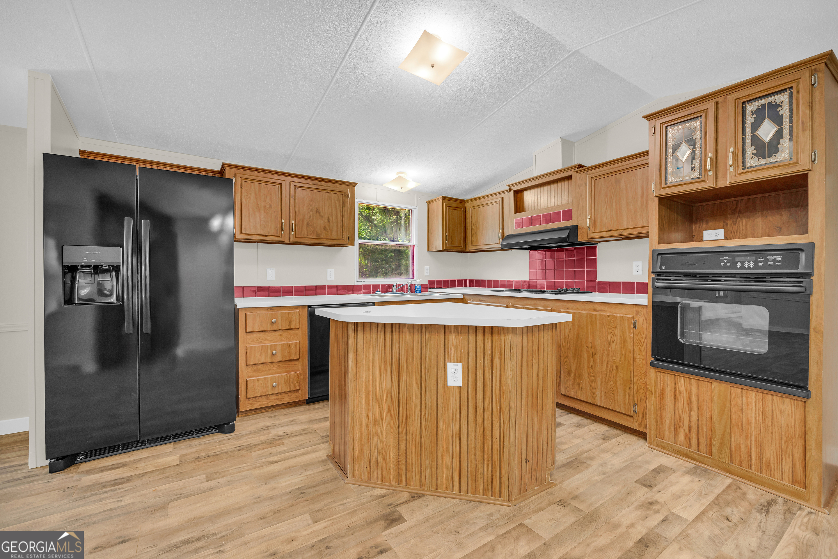 Lavonia, Georgia 30553, United States, 3 Bedrooms Bedrooms, ,2 BathroomsBathrooms,Residential,Active,152666