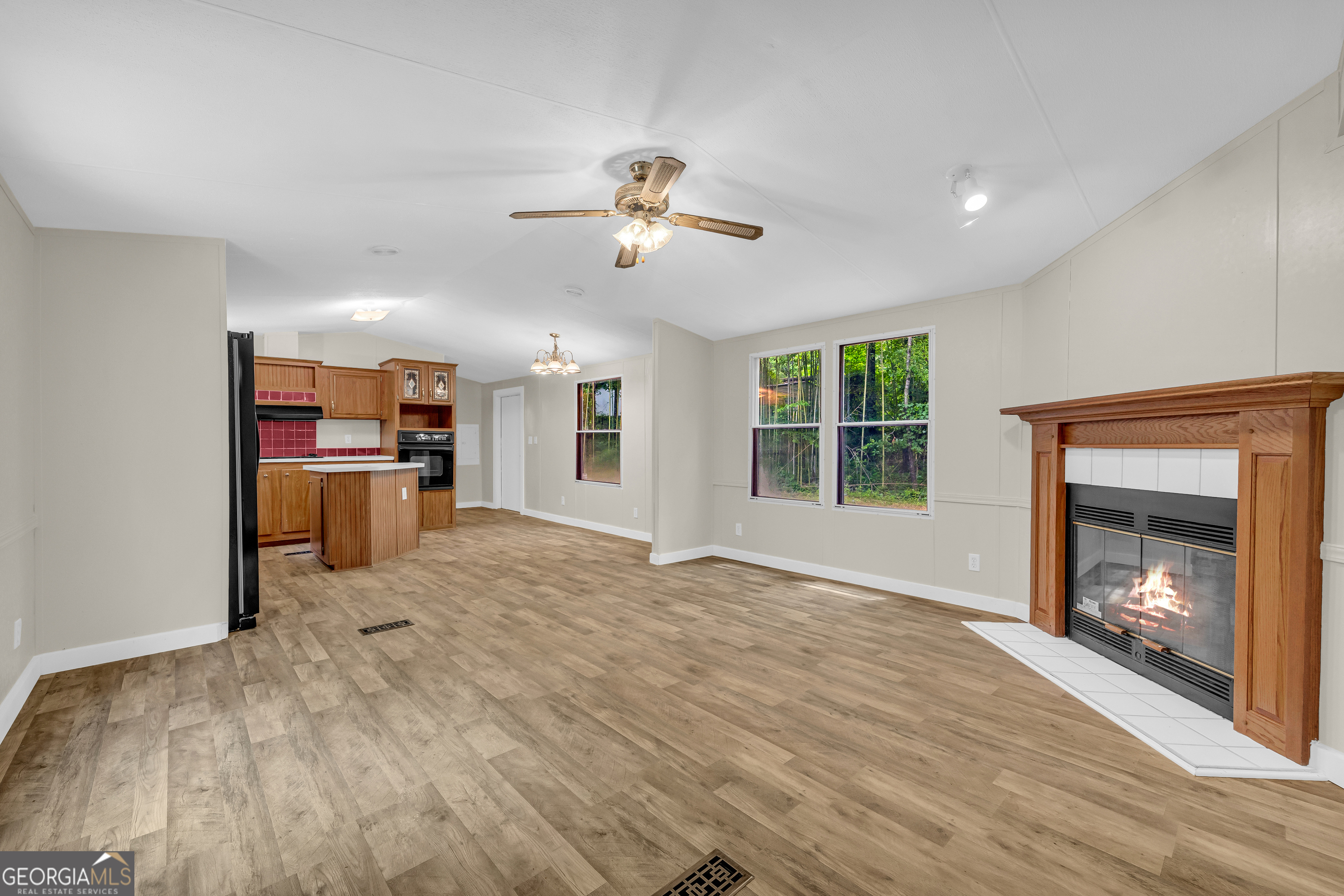 Lavonia, Georgia 30553, United States, 3 Bedrooms Bedrooms, ,2 BathroomsBathrooms,Residential,Active,152666