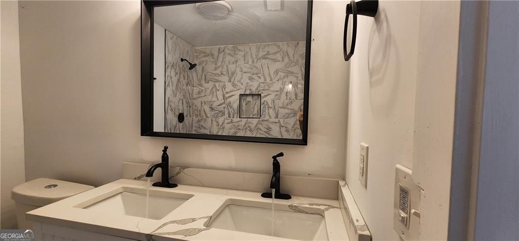 Atlanta, Georgia 30314, United States, 3 Bedrooms Bedrooms, ,2 BathroomsBathrooms,Residential,Active,231655