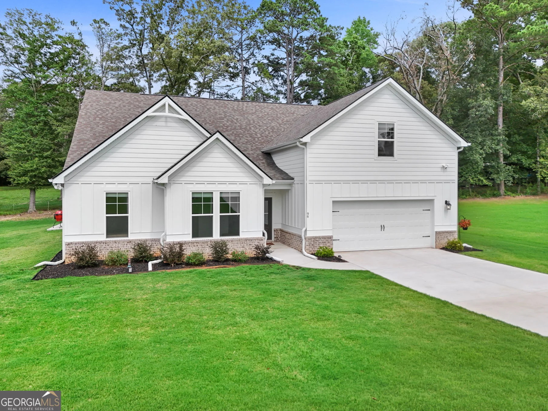 96 Whites Pond Road, Moreland, GA, 30259