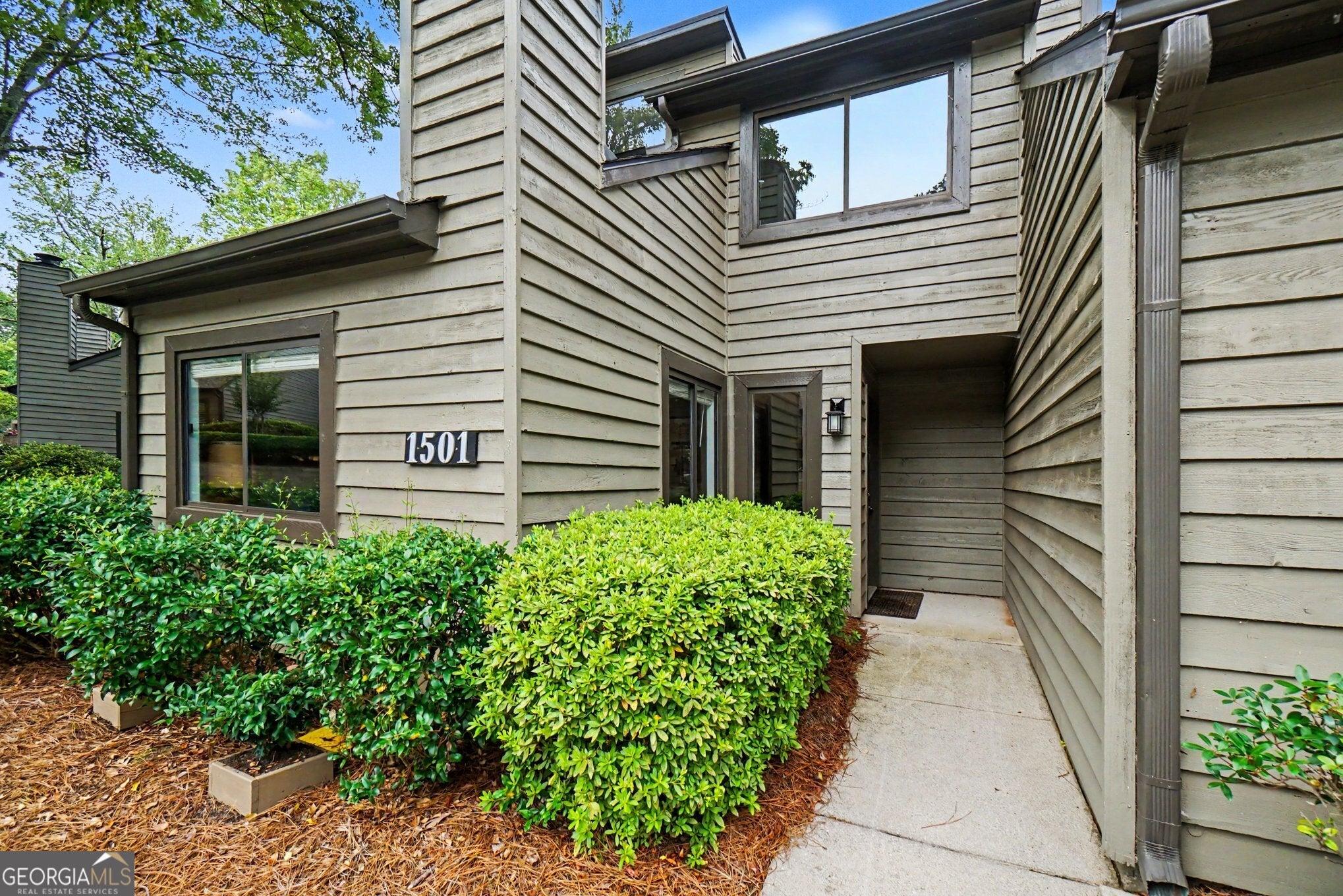 1501 Cedar Chase LN NE